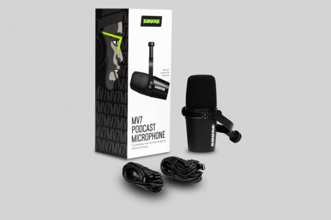 Shure MV7-K - Цифровой кардиоидный динамический микрофон с большой диафрагмой, с разъёмами XLR/USB, цвет чёрный Shure MV7-K - Цифровой кардиоидный динамический микрофон с большой диафрагмой, с разъёмами XLR/USB, цвет чёрный