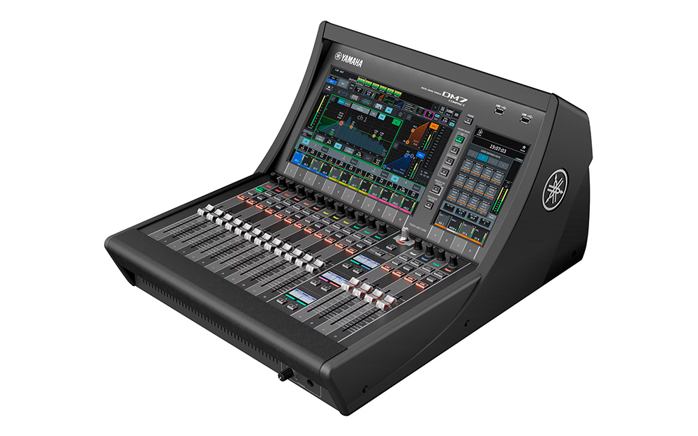 Yamaha DM7C Yamaha DM7C