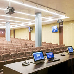 Мультимедийный конференц-зал выставочного комплекса ВДНХ-ЭКСПО г. Уфа