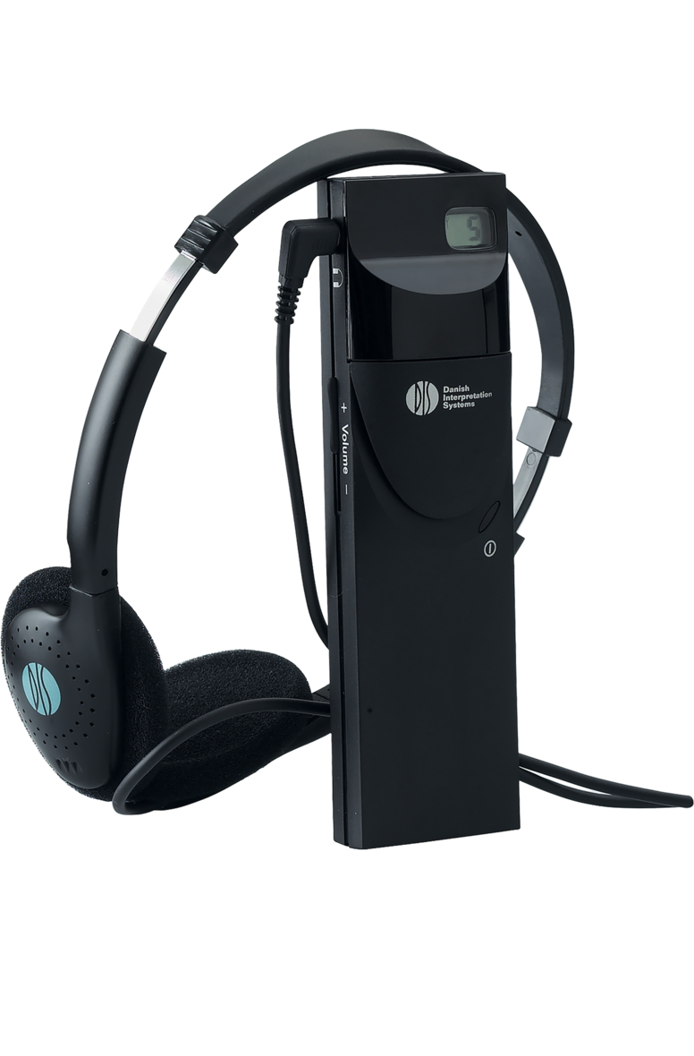 Стереонаушники Shure DH6001H в составе с цифровыми ИК приемниками DR 60xx Стереонаушники Shure DH6001H в составе с цифровыми ИК приемниками DR 60xx