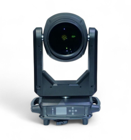 Светодиодный прожектор с полным движением типа SPOT-WASH-BEAM 1х450Вт CW светодиод