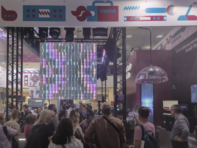 На стенде Hi-Tech Media,участника выставки Light+Audio Tec-2024, фото-78 На стенде Hi-Tech Media,участника выставки Light+Audio Tec-2024, фото-78
