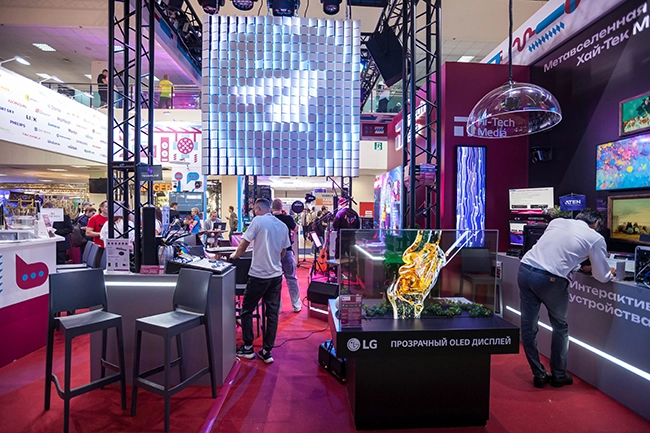 На стенде Hi-Tech Media,участника выставки Light+Audio Tec-2024, фото-1d На стенде Hi-Tech Media,участника выставки Light+Audio Tec-2024, фото-1d