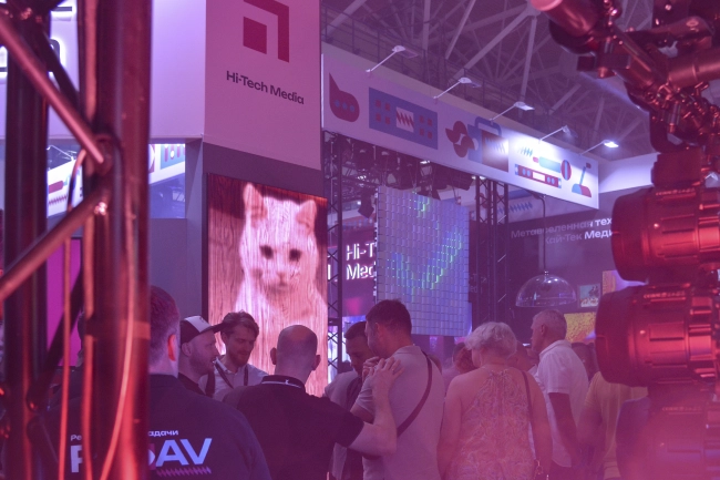 На стенде Hi-Tech Media,участника выставки Light+Audio Tec-2024, фото-43 На стенде Hi-Tech Media,участника выставки Light+Audio Tec-2024, фото-43