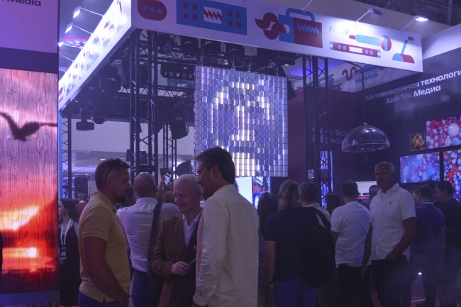 На стенде Hi-Tech Media,участника выставки Light+Audio Tec-2024, фото-17 На стенде Hi-Tech Media,участника выставки Light+Audio Tec-2024, фото-17