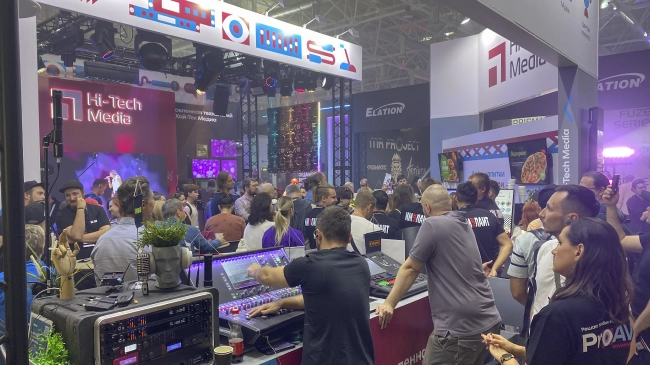 На стенде Hi-Tech Media,участника выставки Light+Audio Tec-2024, фото-1 На стенде Hi-Tech Media,участника выставки Light+Audio Tec-2024, фото-1